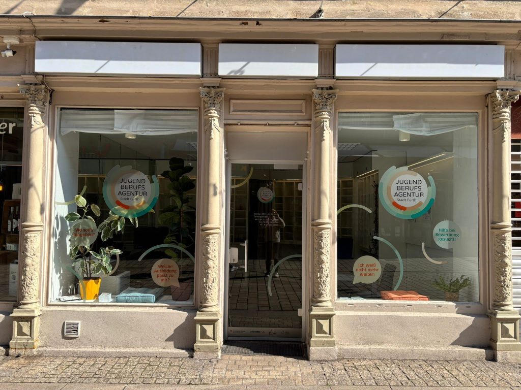 Jugendberufsagenturschaufenster
